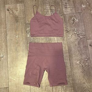 Women’s 2 piece active wear